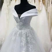 Шоурум свадебных платьев Monarum фото 3 на сайте MoeOtradnoe.ru