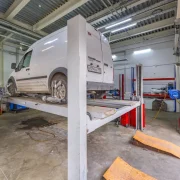 Торгово-сервисный центр Автоэксперт на Берёзовой аллее фото 7 на сайте MoeOtradnoe.ru